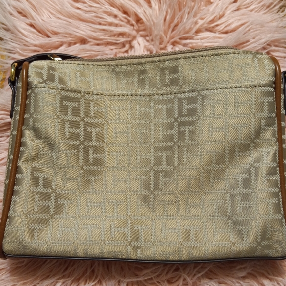 TOMMY HILFIGER Women's TH Signature Tan Canvas Crossbody Bag Messenger G… - Picture 4 of 4